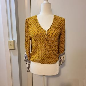 Xhilaration cross body blouse with kimono sleeve.